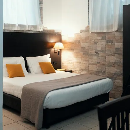 Saint Peter Loft 4* Rom
